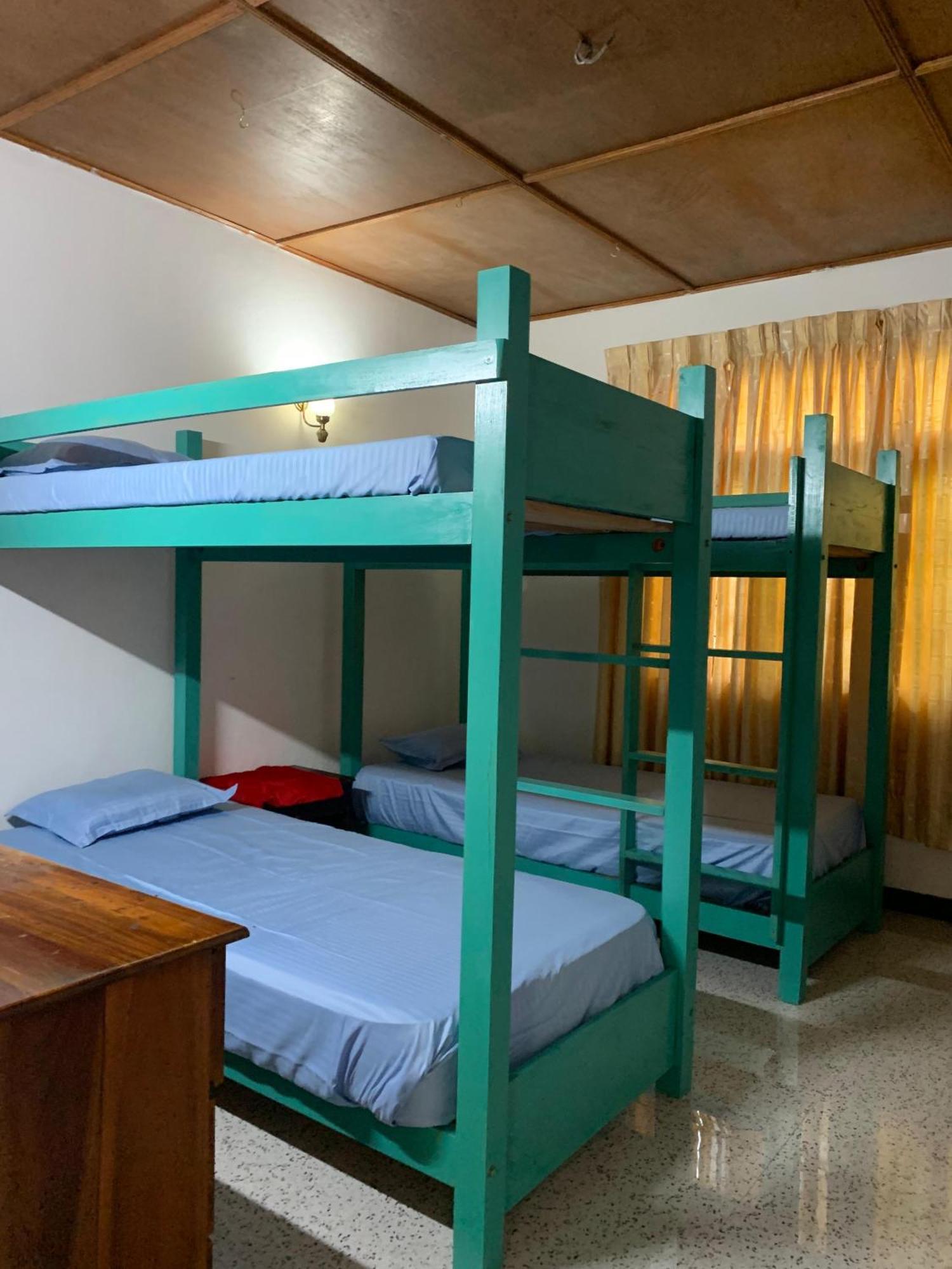 Ceylon Glory Hostel Negombo Exterior foto