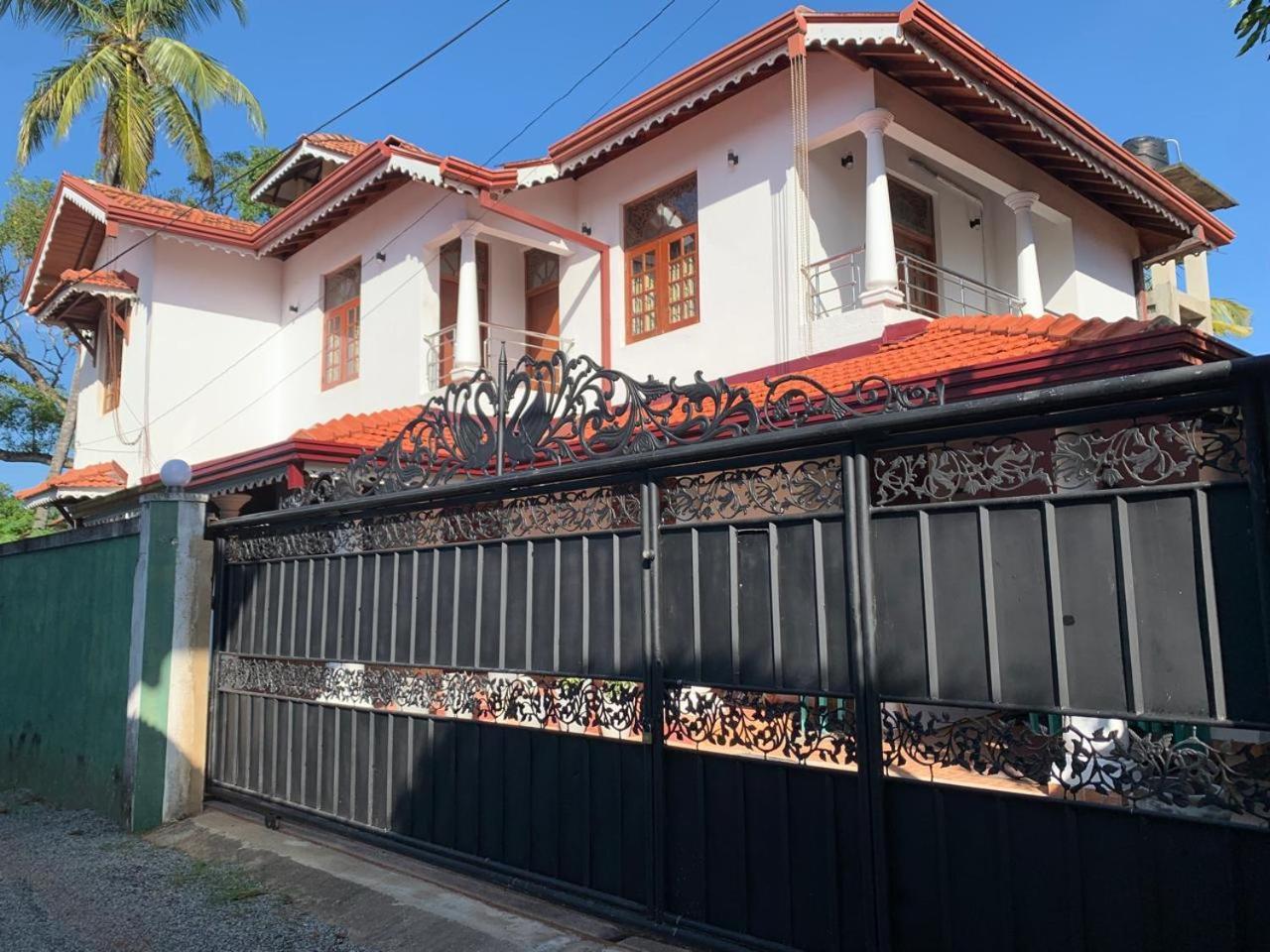 Ceylon Glory Hostel Negombo Exterior foto